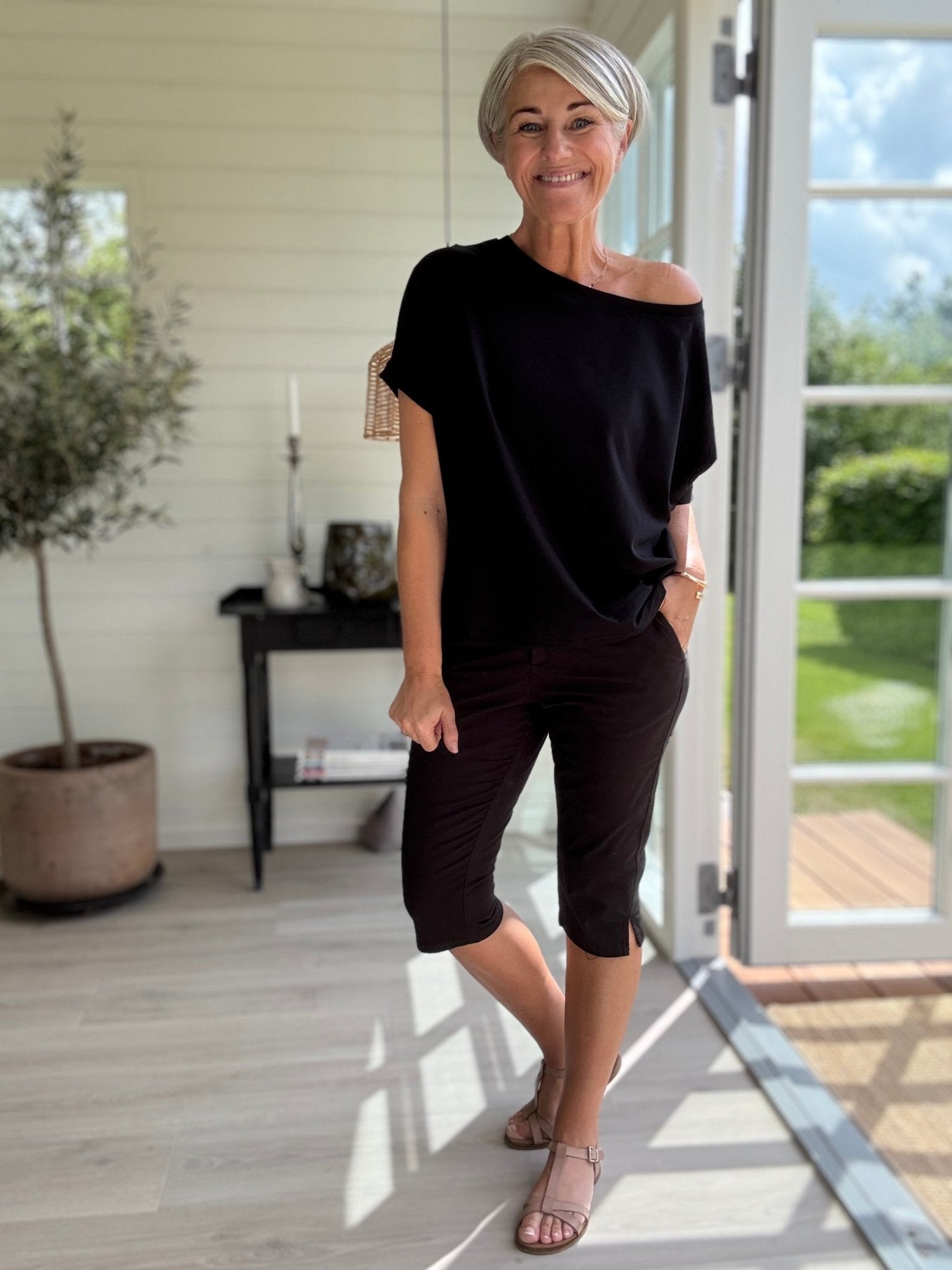 RENATA CAPRI SHORTS PART TWO - LifeStyle Hedensted