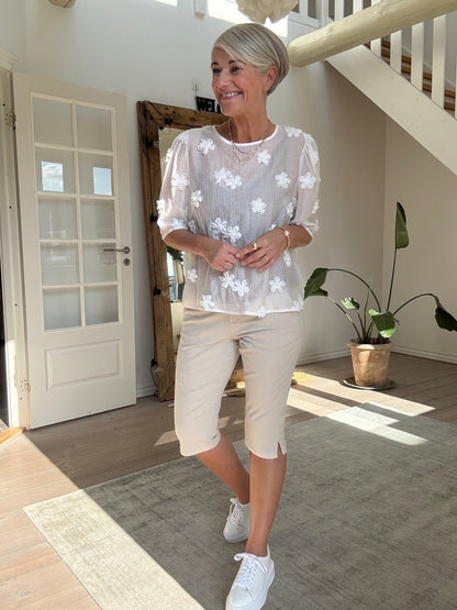 RENATA CAPRI SHORTS PART TWO - LifeStyle Hedensted