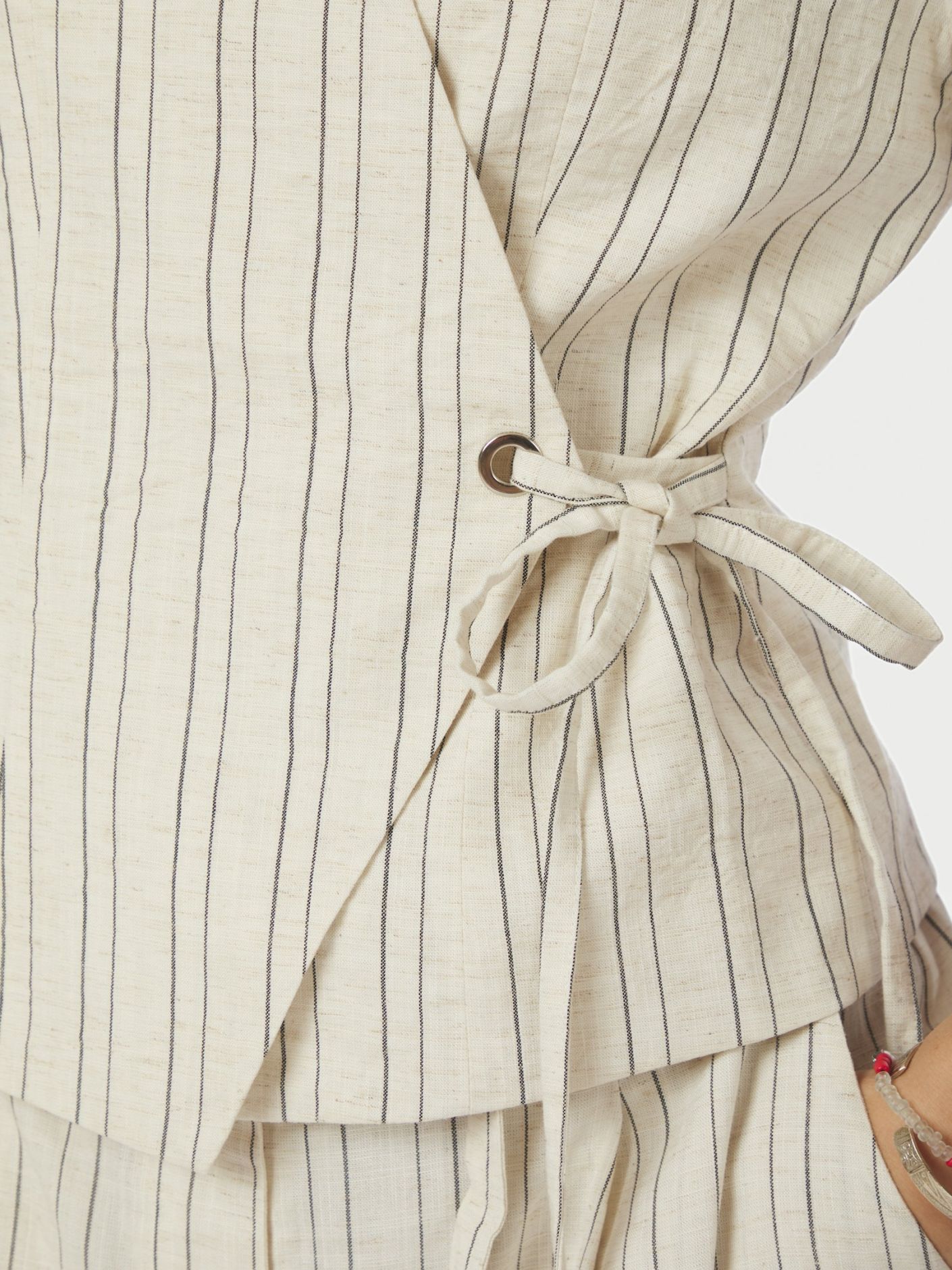 SIMMO STRIPE EYELET BLUSE NN - LifeStyle Hedensted